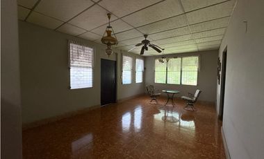 Venta de Casa en Altos de Miraflores, Betania