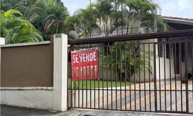 Venta de Casa en Altos de Miraflores, Betania