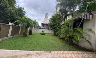 Venta de Casa en Altos de Miraflores, Betania