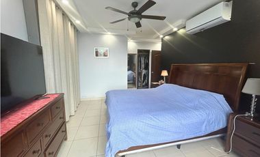 Apartamento en Venta en Villa de las Fuentes. 26-3071.