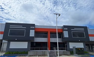 Venta de Galera de 748 mts en  Zona Franca/ Panapark Free Zone