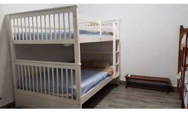 Se alquila por noches casa de playa con piscina en coronado