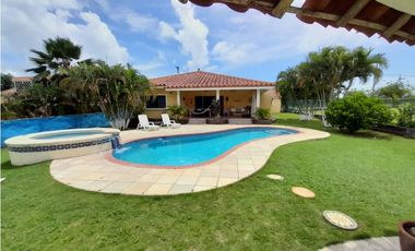 Alquiler casa en Club Ecuestre Coronado Año Nuevo