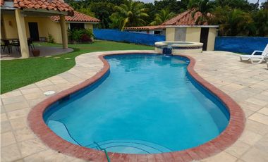 Alquiler casa en Club Ecuestre Coronado Año Nuevo