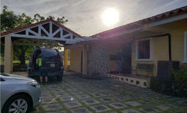 Alquiler casa en Club Ecuestre Coronado Año Nuevo