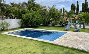 Venta de Casa en Coronado, Los Bosques D-8