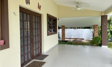 Venta de Casa en Coronado, Los Bosques D-8