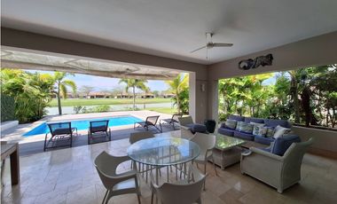 Venta de casa en Buenaventura