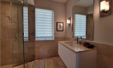 Venta de casa en Buenaventura