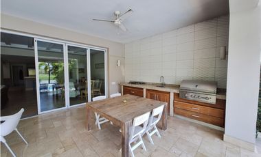 Venta de casa en Buenaventura