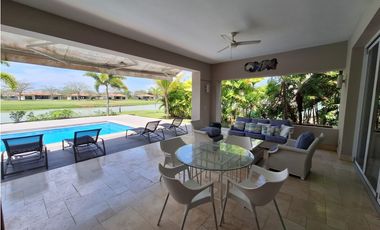 Venta de casa en Buenaventura