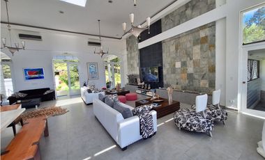 Se alquila  y se vende casa en Altos del María