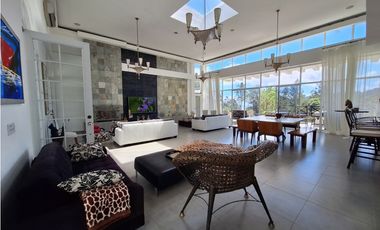 Se alquila  y se vende casa en Altos del María