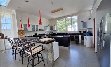 Se alquila  y se vende casa en Altos del María