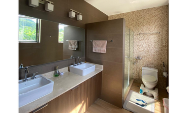 Venta de Casa - Ph River Valley