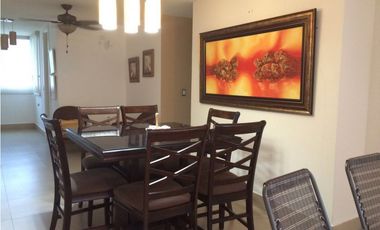 Alquiler de Apartamento en PH Bahía, Gorgona, Panamá