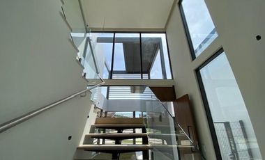 Se alquila casa en Explora, Panamá Pacifico