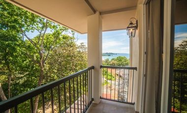 Se vende lujoso apartamento con vista al mar en Bocas del Toro