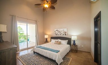 Se vende lujoso apartamento con vista al mar en Bocas del Toro