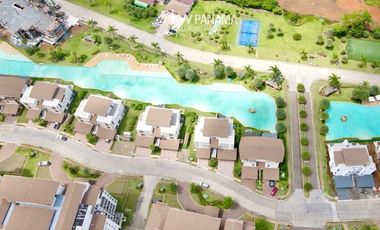 Pre-venta de apartamento en Playa Escondida Resort & Marina, Colón