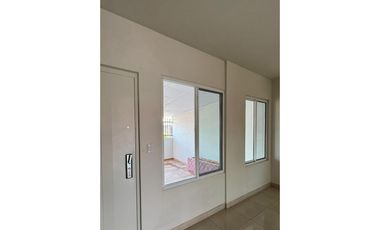 Venta de Casa en la Mejor Zona de las Acacias , Panamá , Juan Díaz RB