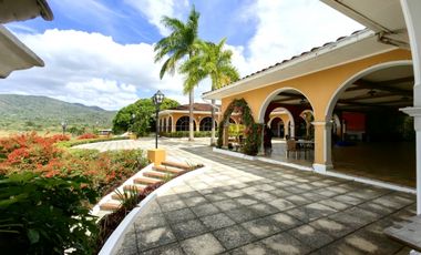 Venta de terreno en Hacienda Country Club, 11,952.08 m2 RB