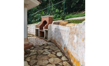 Oportunidad Única en Albrook – Hermosa Casa de Tres Niveles