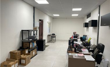 Se vende Local para uso comercial - Brisas del Golf