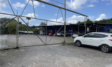 Se vende Local para uso comercial - Brisas del Golf