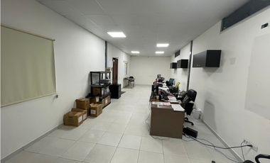 Se vende Local para uso comercial - Brisas del Golf