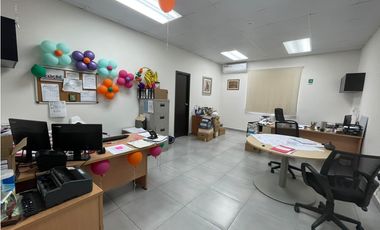 Se vende Local para uso comercial - Brisas del Golf