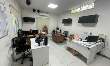 Se vende Local para uso comercial - Brisas del Golf