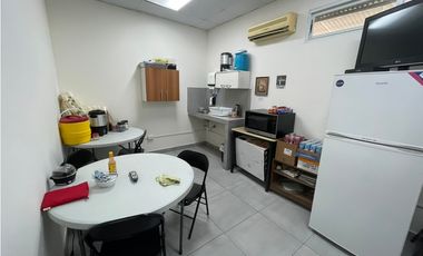 Se vende Local para uso comercial - Brisas del Golf