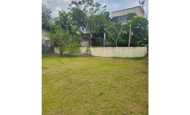 Casa en Venta en La Loma – Pueblo Nuevo, Terreno grande!