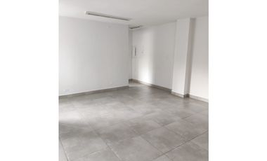 SE ALQUILA ESPACIO EN EL CORAZÓN DE CALLE 50