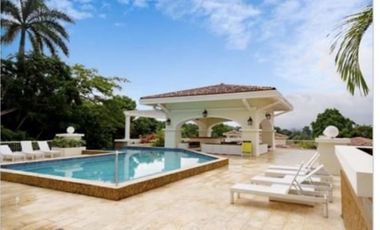 TUCAN COUNTRY CLUB ID3674