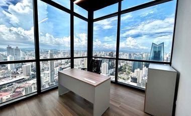 Se alquila oficina amoblada en Calle 50, Obarrio, Panama