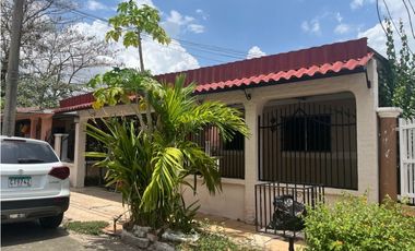 Casa unifamiliar en Colinas del Golf