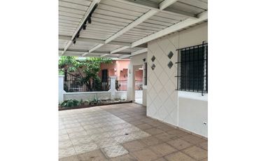 Casa unifamiliar en Colinas del Golf