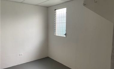 Se Vende Casa Completamente Cercada en Nuevo Tocumen