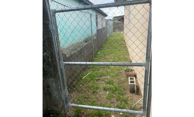 Se Vende Casa Completamente Cercada en Nuevo Tocumen