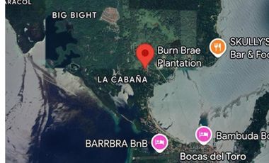 Casa amoblada en venta en Bocas del Toro .