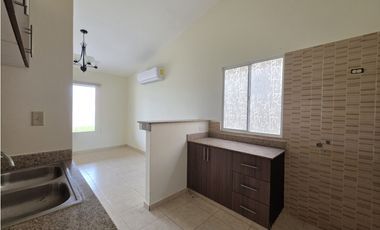 CASA EN VENTA EN ARBOLEDAS, LOS CEDROS (GS)