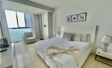 Alquiler de Apartamento Amueblado, Avenida Balboa, Panamá