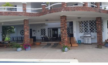 VENTA / ALQUILER DE CASA EN VISTA MAR, SAN CARLOS