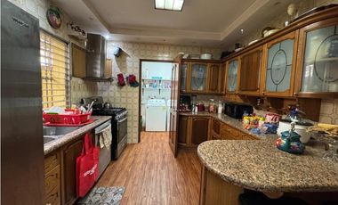 Venta casa unifamiliar villa de la fuentes 2 con garita