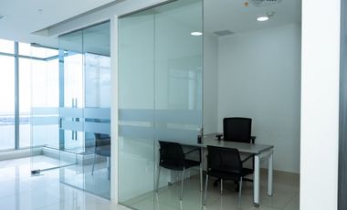 Oficina en la Torre Bicsa, Av. Balboa (ID 13370)