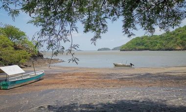 Lote de Playa en Venta en Playa Majagual, Cermeño de Capira RB