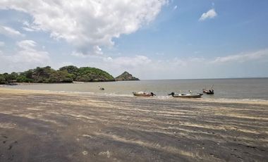 Lote de Playa en Venta en Playa Majagual, Cermeño de Capira RB