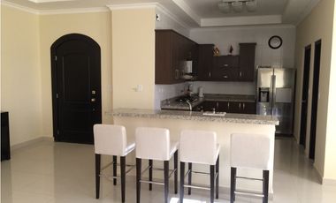 VENDO CASA TOTALMENTE AMOBLADA  – HACIENDA PACFICA,